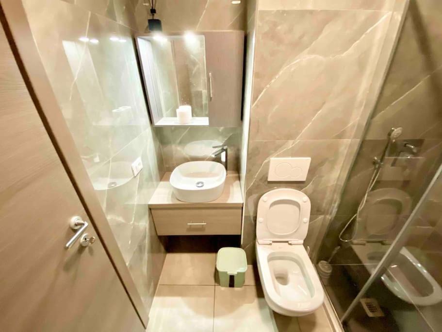 Appartamento 12 Minuti Dal Duomometro+10 Posti Letto *